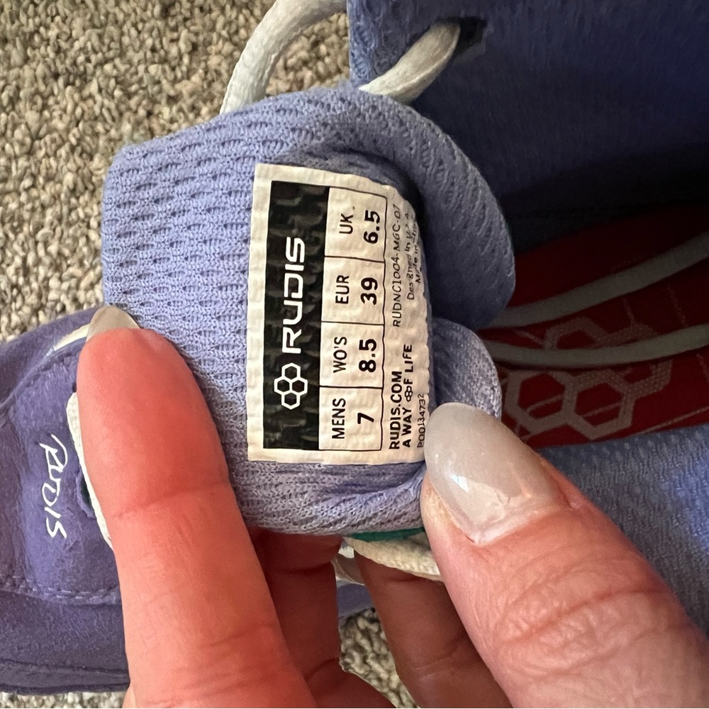 NINETY-5 CLASSIC ADULT WRESTLING SHOE
Color MAGIC
Size: Men’s 7 Women’s 8.5